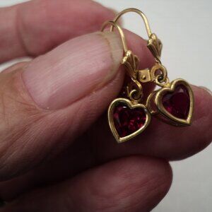 New Ruby Heart 8mm 10 K gold earrings .87" drop POS136